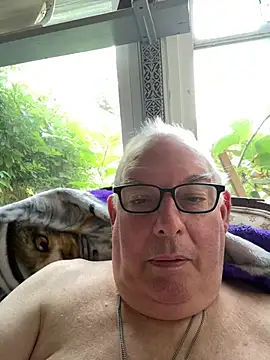 CharlieWeaver22 live