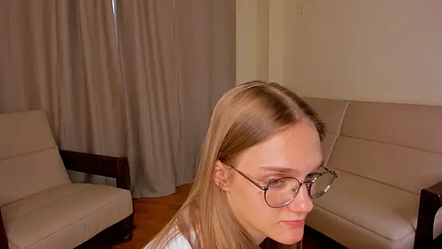 FemMantis live