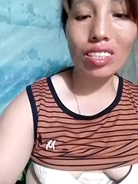 Gummiesu live