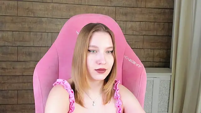 LiliLinn live