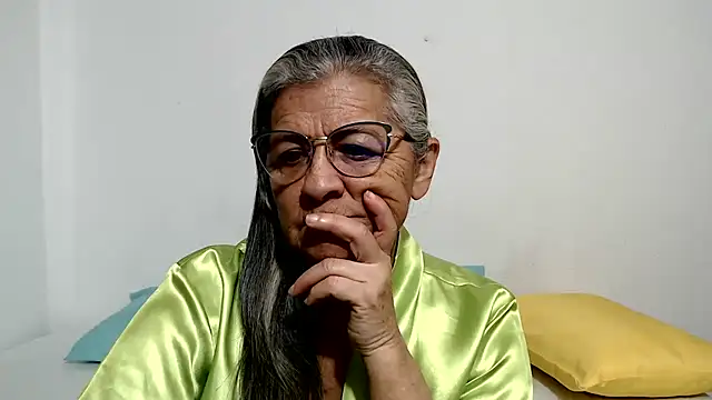 candy_mature_ live