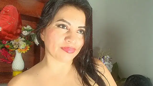 Natasha_Montero_ live