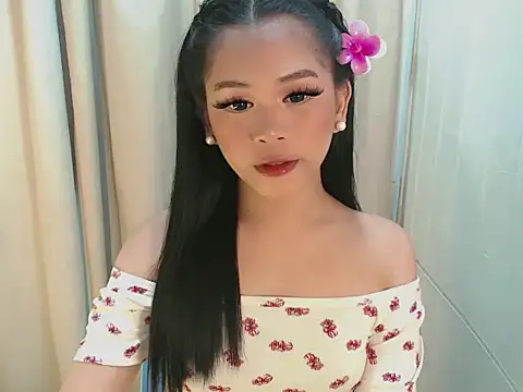 Lily_holy live