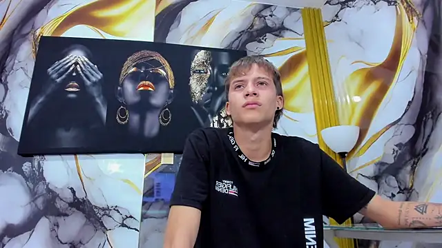mono_blonde live
