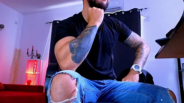 MightyAaron66 live