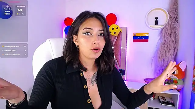 Camiila__1 live