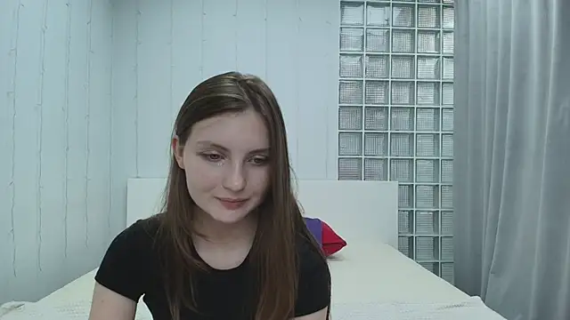 Shyly__Lisa live