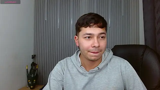 Julian_Smith21 live