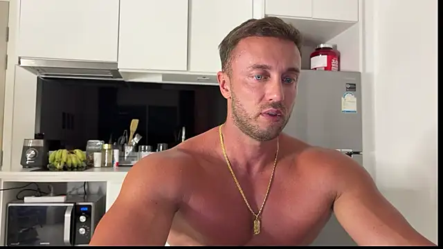 Leon_lovefitness live