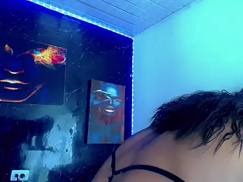 SaramyBigcock live