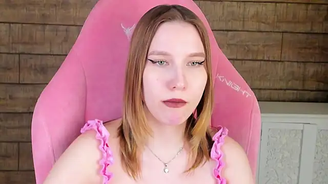 LiliLinn live