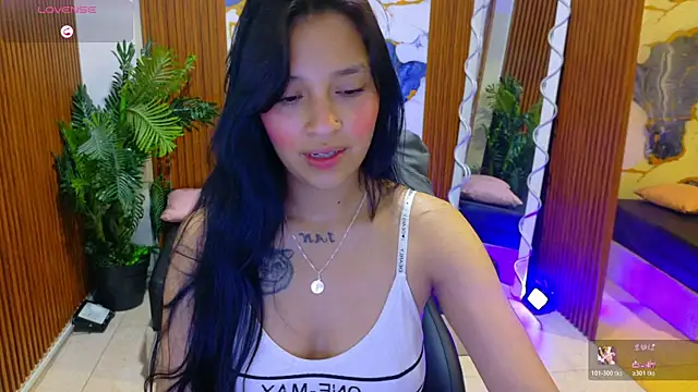 Corall_tay1 live