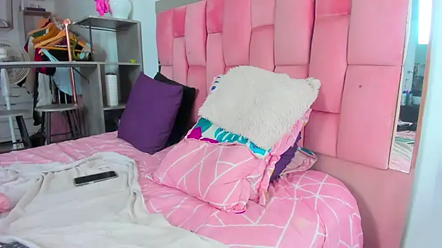 the_queen_aleja live