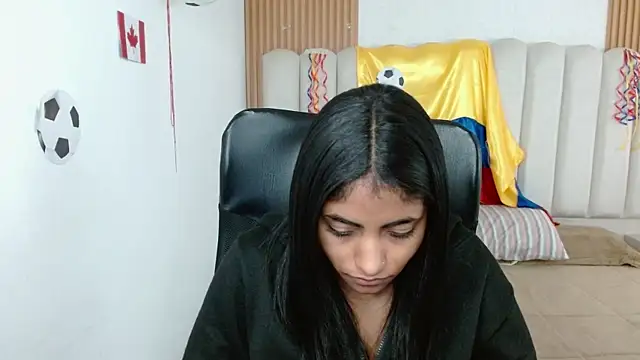 shaneelle live