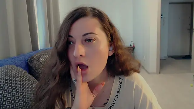 Helen_Adams_ live