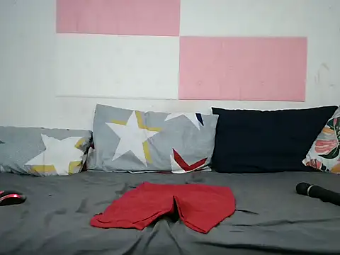 BIGTITTISXXX live