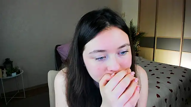 AlluringLookk live