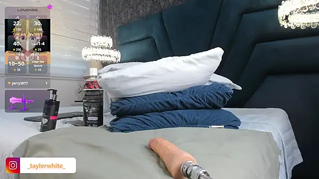 TaylerWhite live