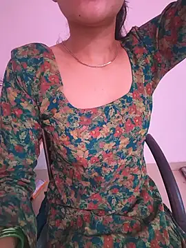 zoya_baby_ live
