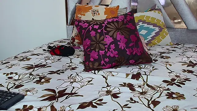 KimberlySuarez live