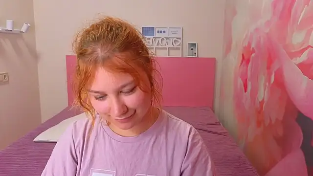 AngelinaLow live