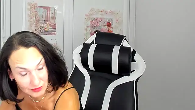 OliviaKateee live