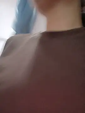 Linda-yiyi live