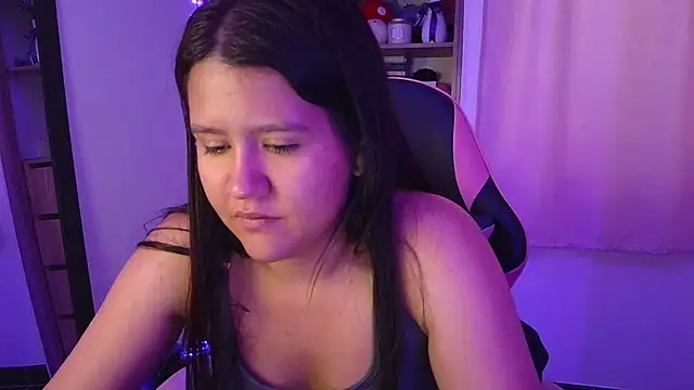 Oliviawatson1 live