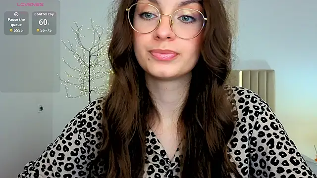 Real_cutie1 live