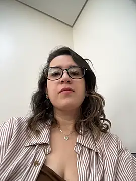 amooraaamoon live