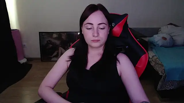 Laralianna live
