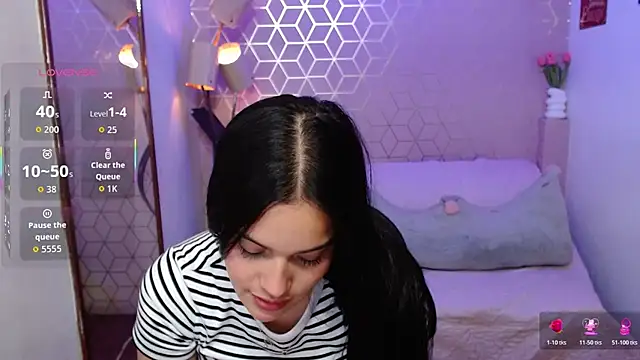 Victoria_Pivet live