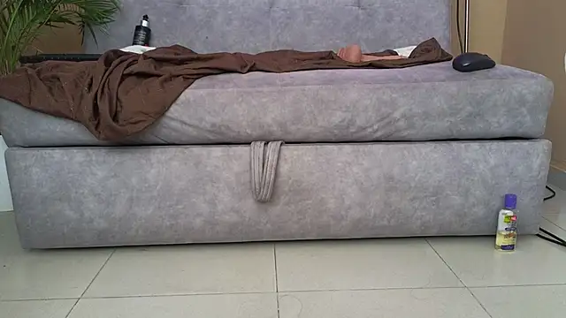 YuliethPetite live