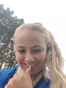Angeel_white25 live
