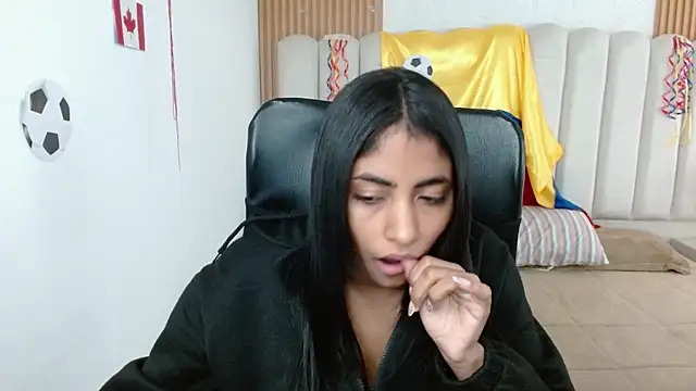 shaneelle profile