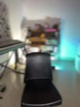 NikkiNix live