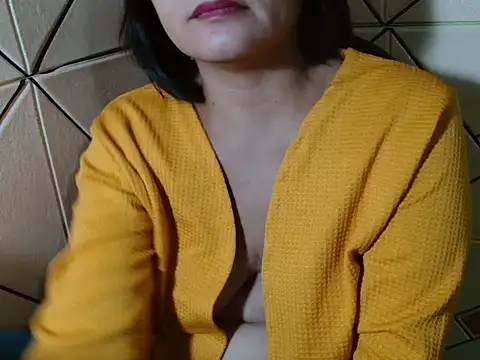 Sweetnastysquirtingcuum live