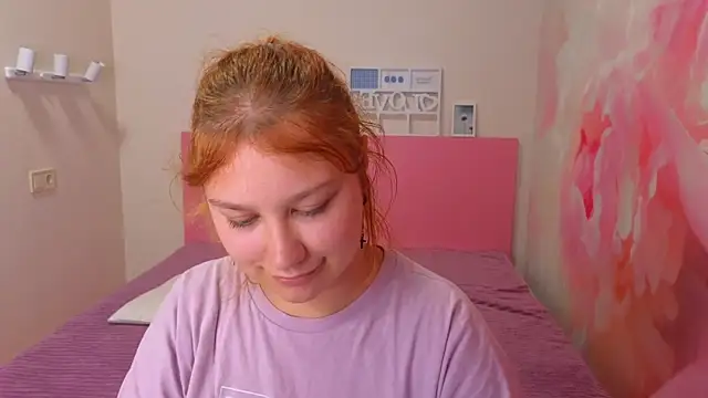AngelinaLow live