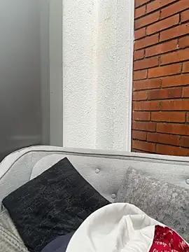 elodie_rouge live