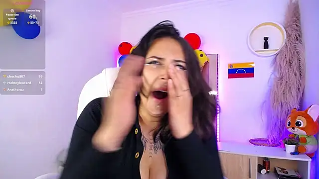 Camiila__1 live