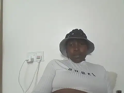 naughty_amber5 live