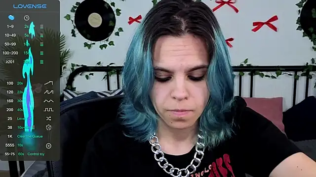 LiraBelle live