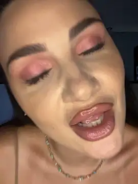AylaSparkk live