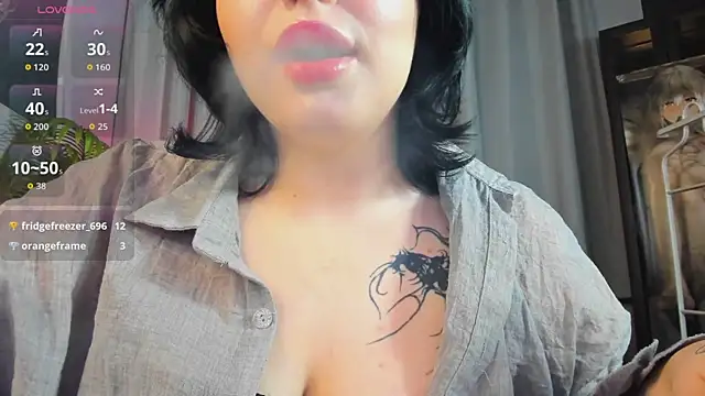 KittyNuarr live