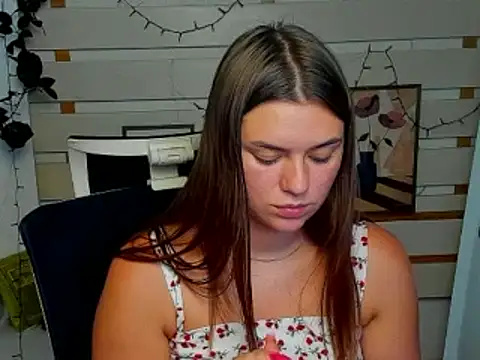 Josephine_Kiss live