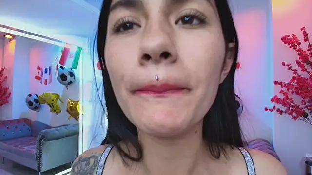 Oriana_wood live