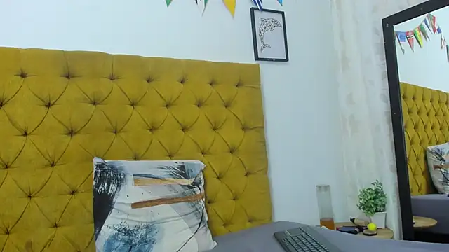 Daniela_Spencerr live