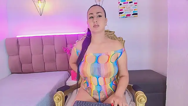 ValentinaJaramilloo live
