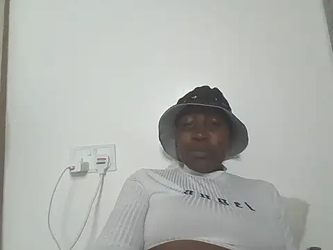 naughty_amber5 live