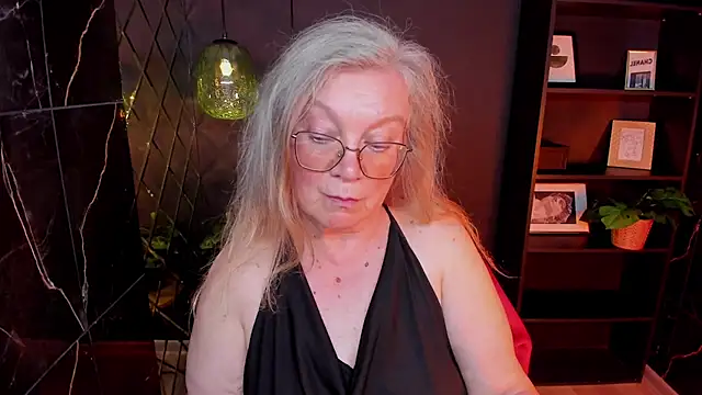 NataliMellow live